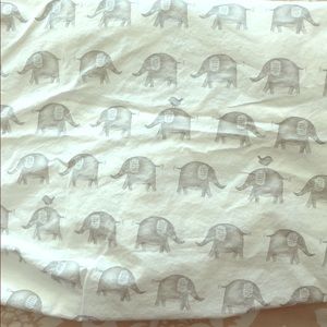 Pottery barn kids crib sheet